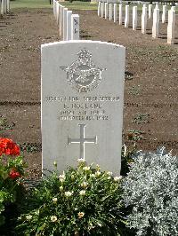 Heliopolis War Cemetery - Holland, Frederick