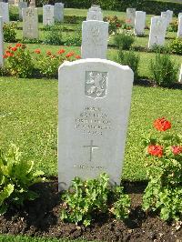 Heliopolis War Cemetery - Kaminga, 