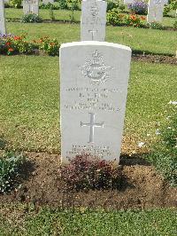 Heliopolis War Cemetery - King, Richard Andrew