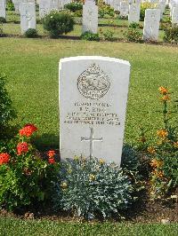 Heliopolis War Cemetery - King, Ralph Victor