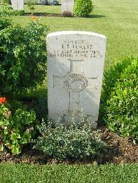 Heliopolis War Cemetery - Lidgett, Ronald Thomas