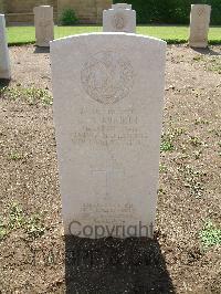 Heliopolis War Cemetery - Minikin, Charles William