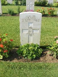 Heliopolis War Cemetery - Potts, George Henry