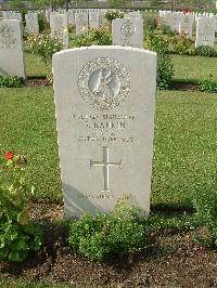 Heliopolis War Cemetery - Rankin, J