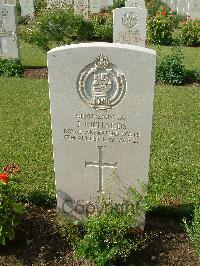 Heliopolis War Cemetery - Richards, John