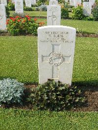 Heliopolis War Cemetery - Roberts, Edgar William