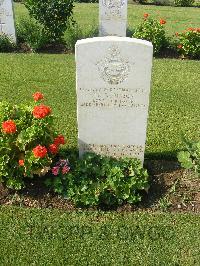 Heliopolis War Cemetery - Robinson, Henry Cyril