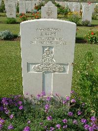 Heliopolis War Cemetery - Roys, Joseph