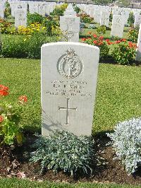 Heliopolis War Cemetery - Rummins, Reginald Victor