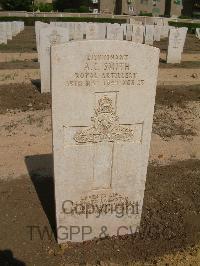 Heliopolis War Cemetery - Smith, Albert Edward