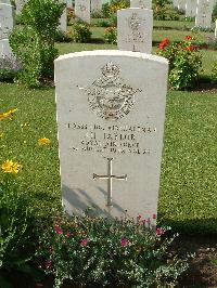 Heliopolis War Cemetery - Taylor, James Henry