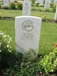 Heliopolis War Cemetery - Thompson, Paku