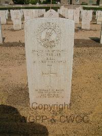 Heliopolis War Cemetery - Turner, R O