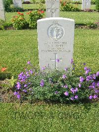 Heliopolis War Cemetery - Ware, Herbert Lynel