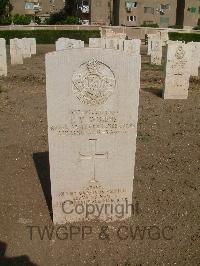 Heliopolis War Cemetery - Wigens, Thomas Victor