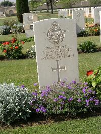 Heliopolis War Cemetery - Williscroft, James Cyril