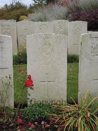 Doullens Communal Cemetery Extension No.1 - Argent, Robert Leonard