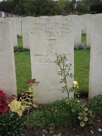 Doullens Communal Cemetery Extension No.1 - Aynge, John Scott