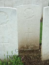 Doullens Communal Cemetery Extension No.1 - Barran, R E