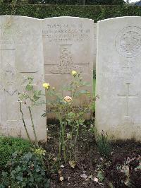 Doullens Communal Cemetery Extension No.1 - Barraclough, John