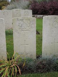 Doullens Communal Cemetery Extension No.1 - Beeby, Herbert