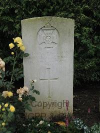 Doullens Communal Cemetery Extension No.1 - Bell, Thomas Leslie