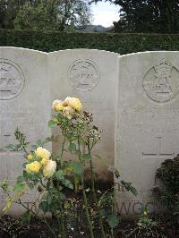 Doullens Communal Cemetery Extension No.1 - Brownett, Oliver