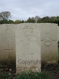 Doullens Communal Cemetery Extension No.1 - Burnell, E A