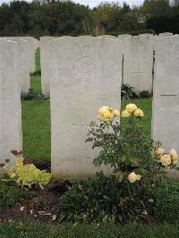 Doullens Communal Cemetery Extension No.1 - Burrows, Thomas James