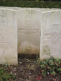 Doullens Communal Cemetery Extension No.1 - Bush, C H