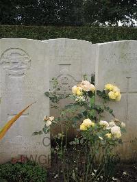 Doullens Communal Cemetery Extension No.1 - Cavanagh, John