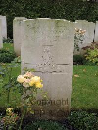 Doullens Communal Cemetery Extension No.1 - Childs, Harry