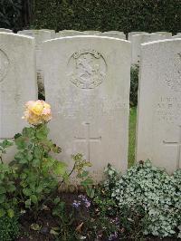 Doullens Communal Cemetery Extension No.1 - Clarke, Christopher Frederick