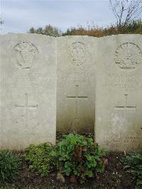 Doullens Communal Cemetery Extension No.1 - Cross, Arthur William