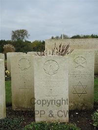 Doullens Communal Cemetery Extension No.1 - Cruickshank, Adam