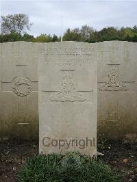 Doullens Communal Cemetery Extension No.1 - Cumberpatch, William Thomas