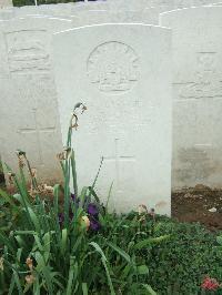 Doullens Communal Cemetery Extension No.1 - Dennis, George Robert