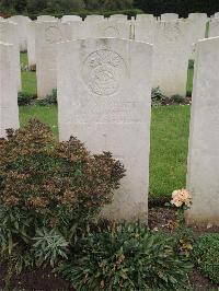 Doullens Communal Cemetery Extension No.1 - Davies, Jack