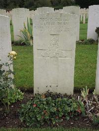 Doullens Communal Cemetery Extension No.1 - Dean, Alfred