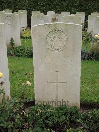 Doullens Communal Cemetery Extension No.1 - Dodsworth, Edmund Francis