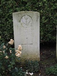 Doullens Communal Cemetery Extension No.1 - Dowell, F