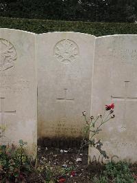 Doullens Communal Cemetery Extension No.1 - Dring, Alfred Clark