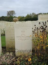 Doullens Communal Cemetery Extension No.1 - Duncombe, Frank Norman