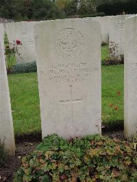 Doullens Communal Cemetery Extension No.1 - Dunstone, Walter Frederick