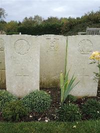 Doullens Communal Cemetery Extension No.1 - Dutton, W