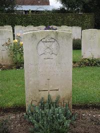 Doullens Communal Cemetery Extension No.1 - Egerton, John Frederick