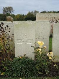 Doullens Communal Cemetery Extension No.1 - Ellingham, Henry James