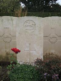 Doullens Communal Cemetery Extension No.1 - Finch, Arthur