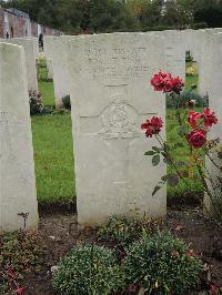 Doullens Communal Cemetery Extension No.1 - Fish, Robert