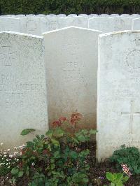 Doullens Communal Cemetery Extension No.1 - Freiss, J